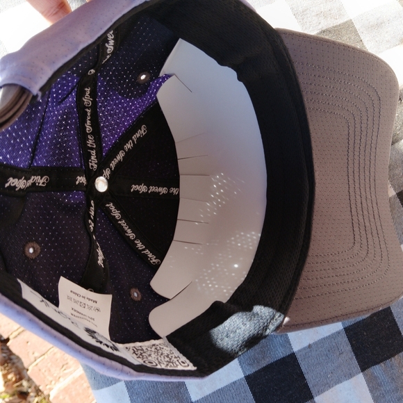 Bonk Golf Headwear. Velvet Hammer. Bill Magnet for Ball Marker. Purple/ Grey - Picture 7 of 8